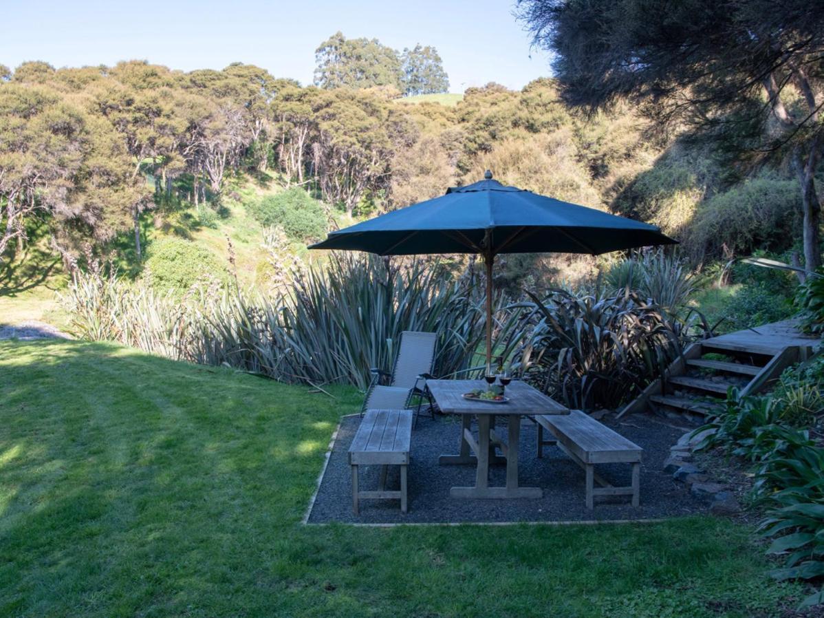 Kotare Point Paradise - Akaroa Holiday Home Eksteriør bilde